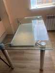 Стол стеклянный 130х90