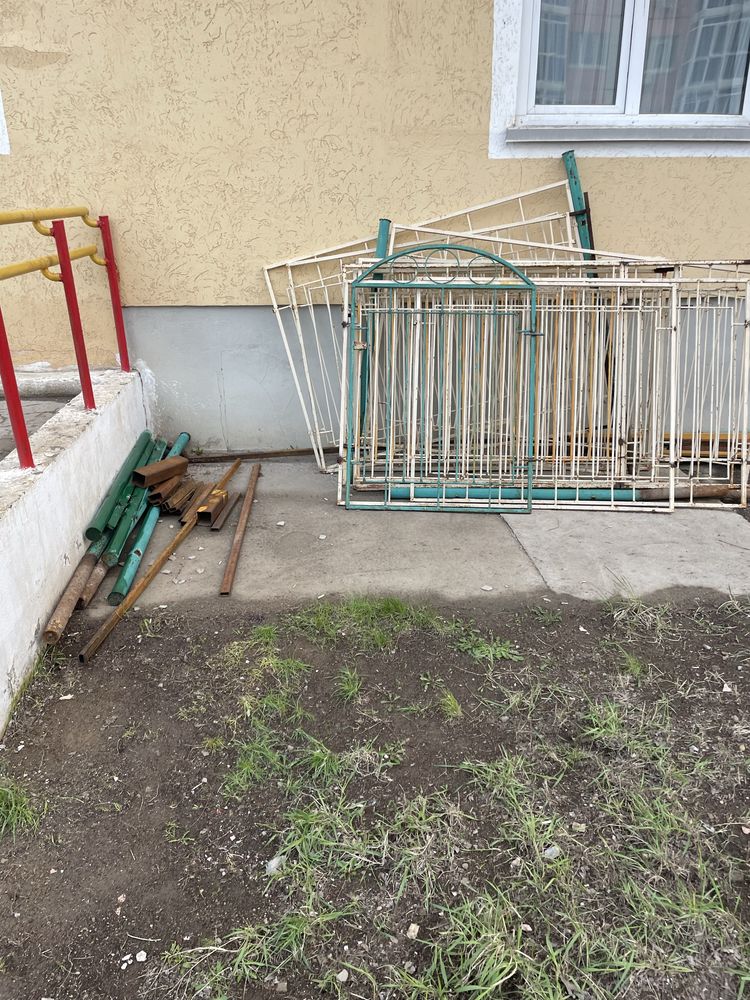 Забор проф труба 20 20