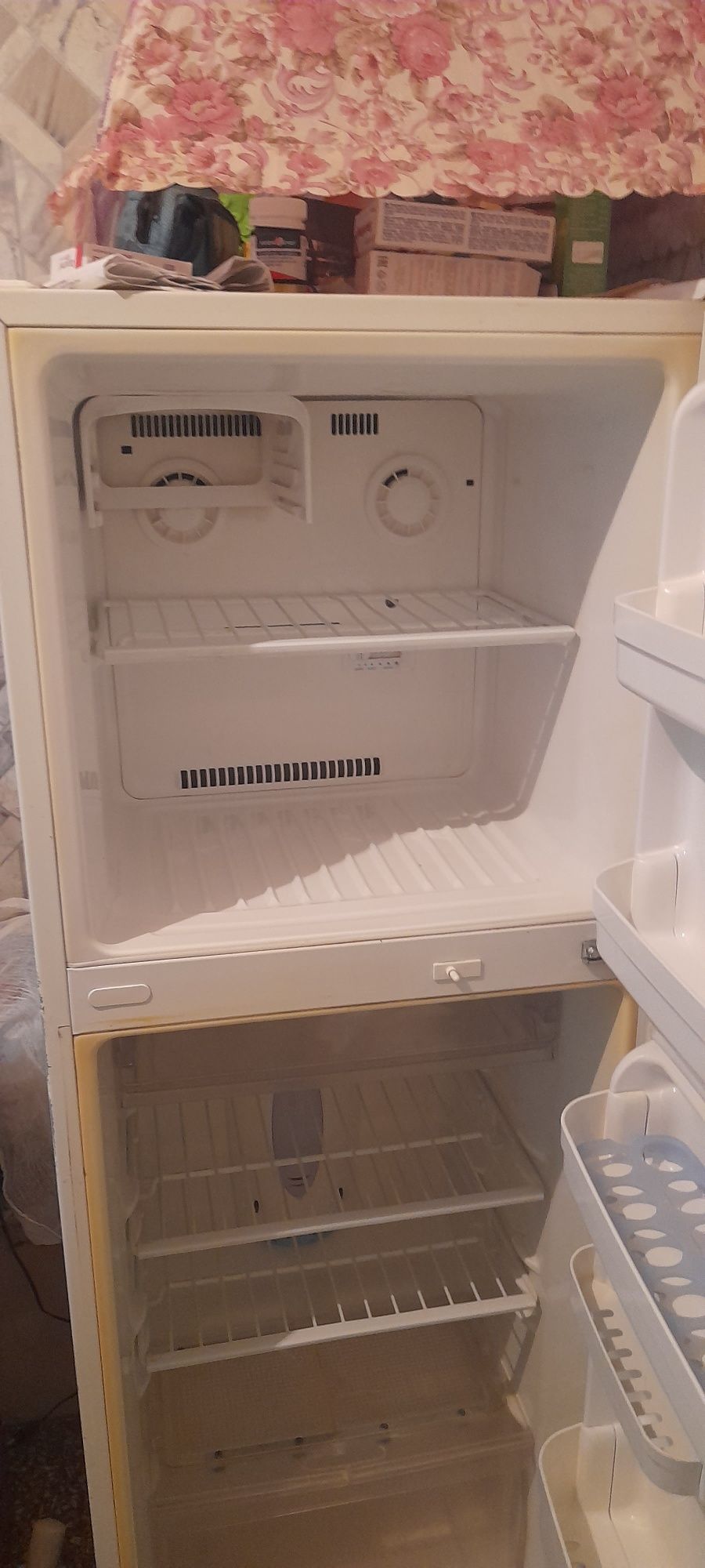 Продаеться холодильник LG