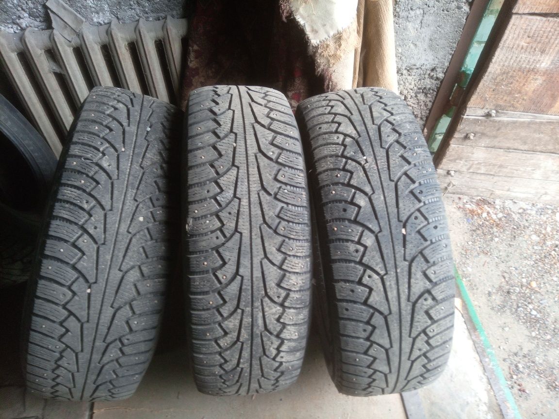 Шины зимние Nokian  Hakkapelita 5, 265/70 R17. Цена за  все.