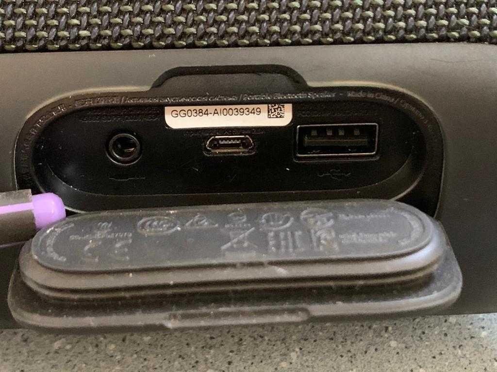 JBL Charge 3 Блютуз колонка оригинал