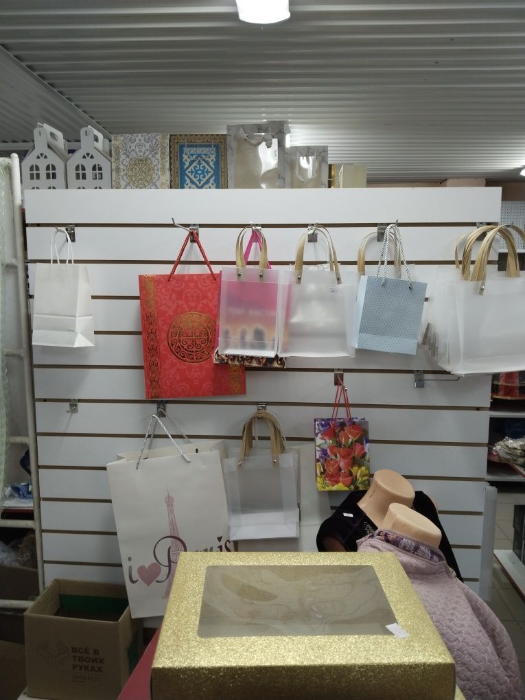 Продам стекло витрина и доска хорошом  состояние