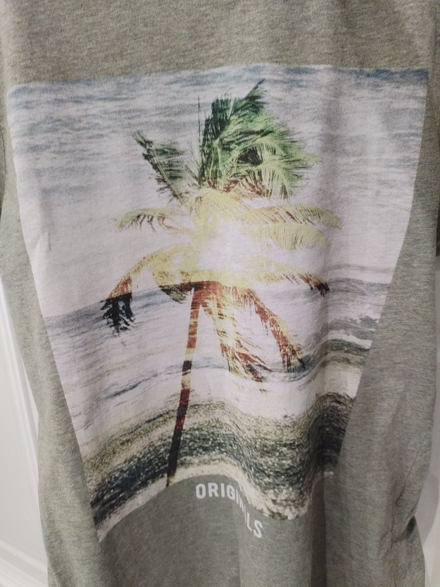 Футболка Jack & Jones.