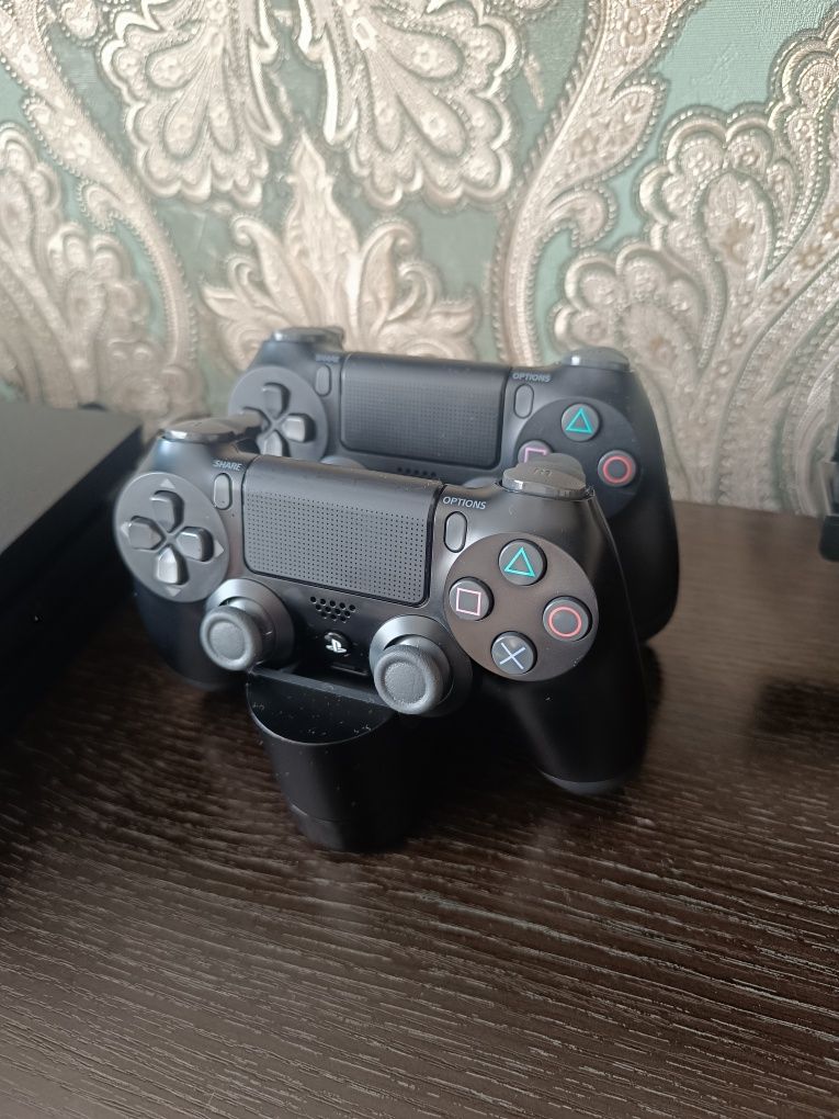 Зарядная станция для джойстика sony PlayStation 4