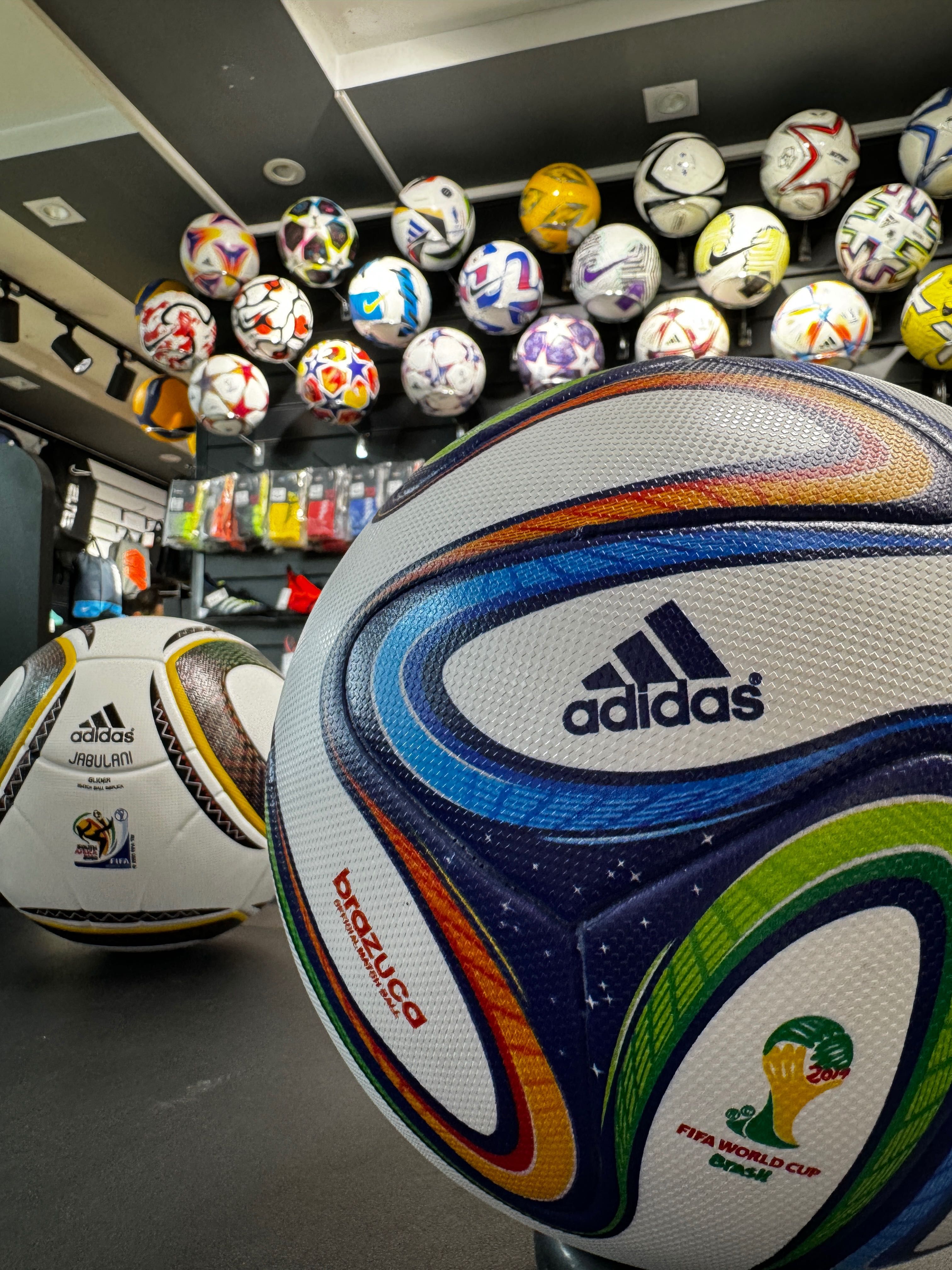 Футбольный мяч Adidas Jabulani 2010 World Cup чемпионат мира