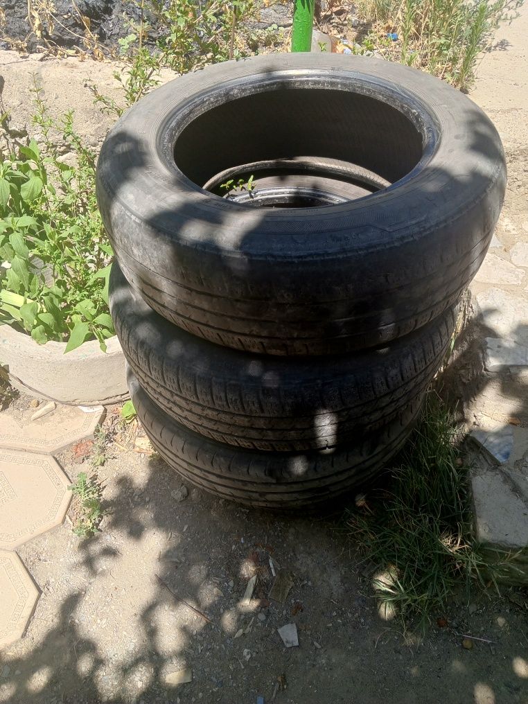 Продам летние шины