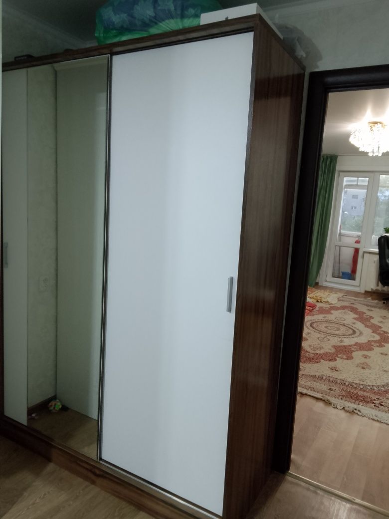 Продам шкаф купе, отличное состояние. 50.000тг