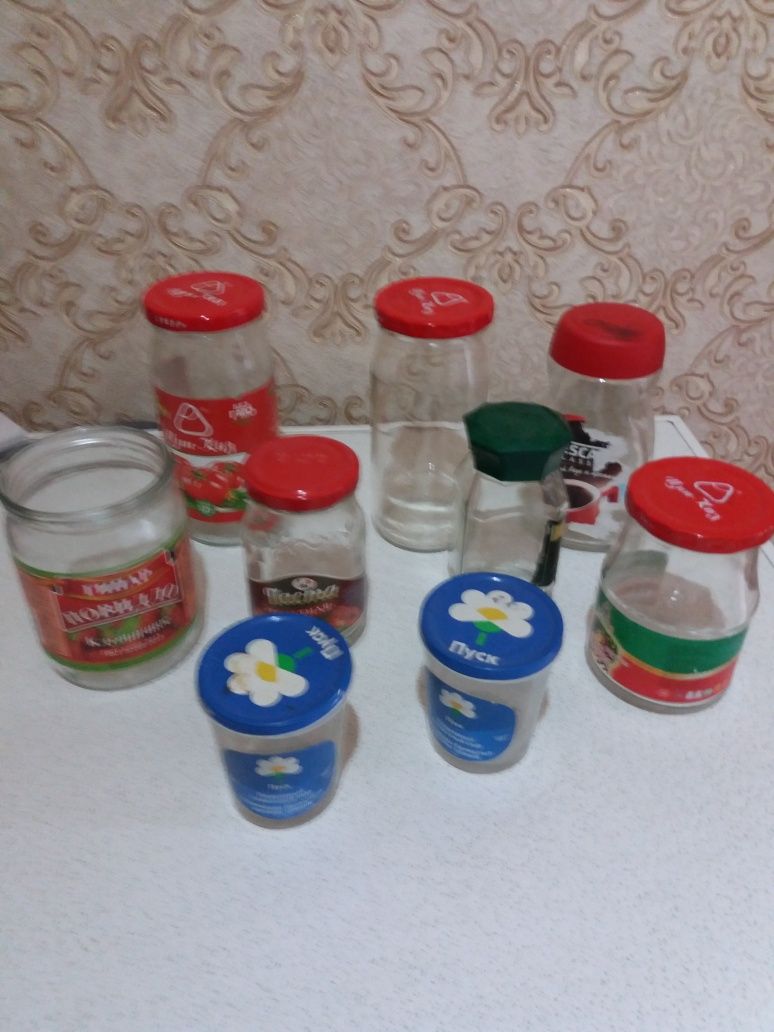 Продаю разные банки, 2х+3х литровые банки