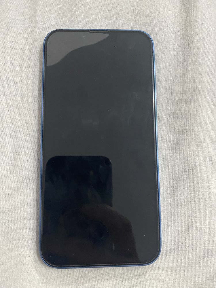 iPhone 13 без гарантей
