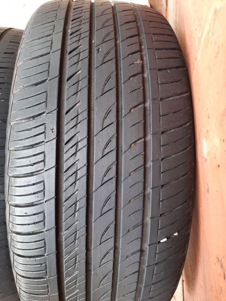 Продам шины 225/55/17 нексен