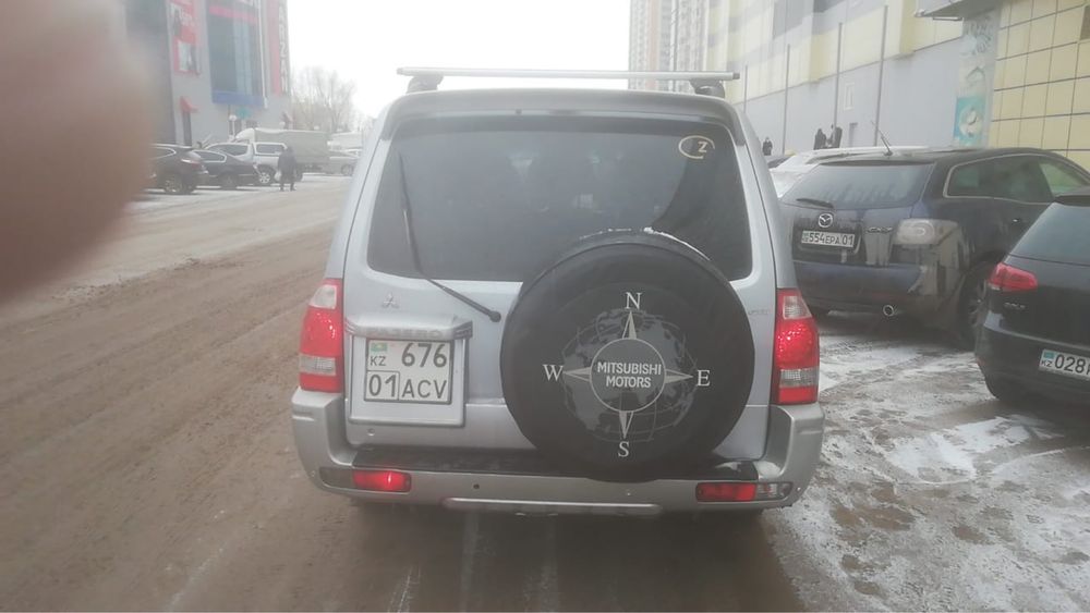 Mitsubishi pajero 3