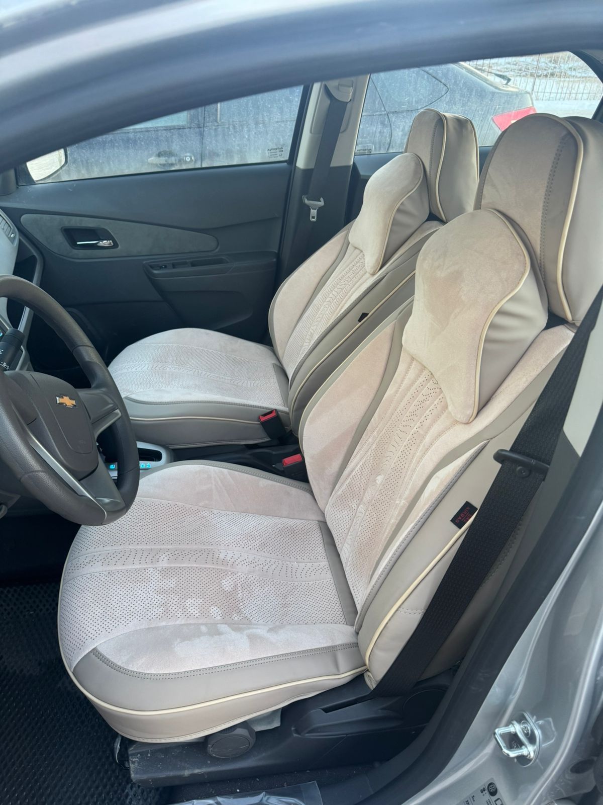 Авточехлы авточехол чехол чихол  алькантара кожа продам 30тыс.тг 30000