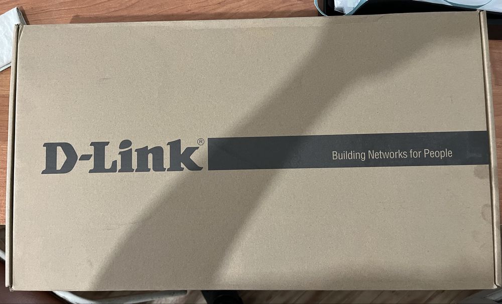Коммутатор D-Link DES 1050G новые 2шт