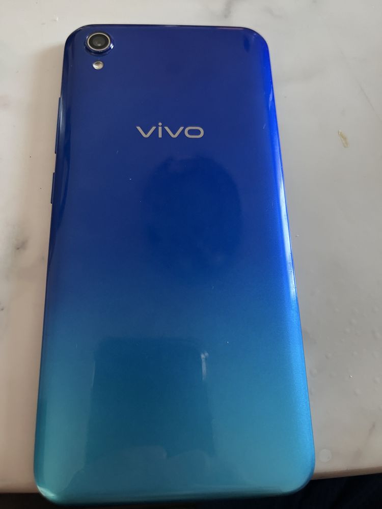 Vivo y91c телефон