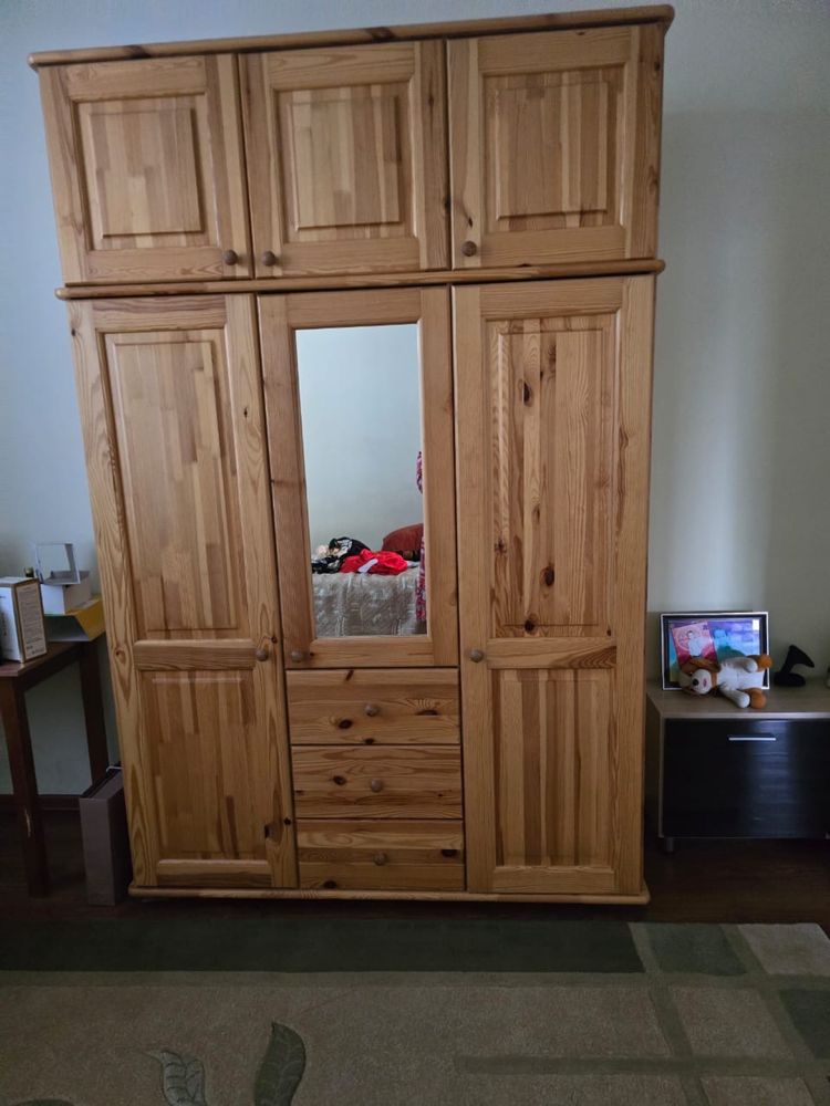 Продам шкаф в хорошем состоянии. Все чисто и отлично!