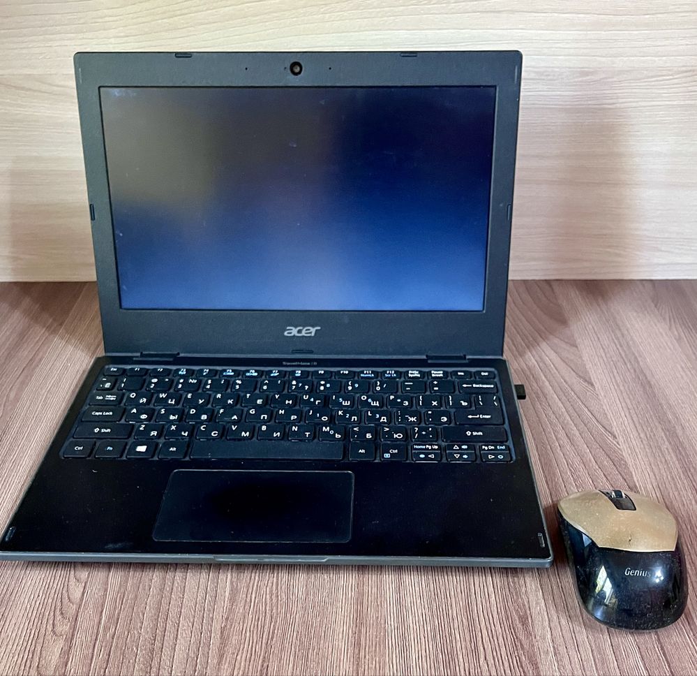 Продаю ноутбук Acer TravelMate B1