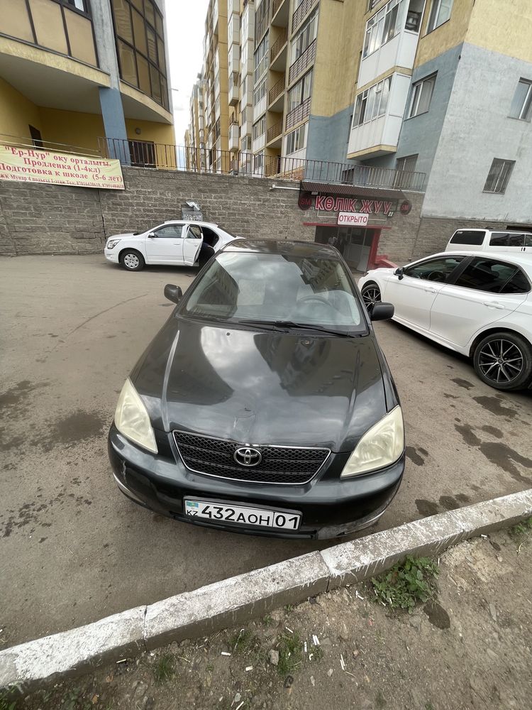 Тойота королла