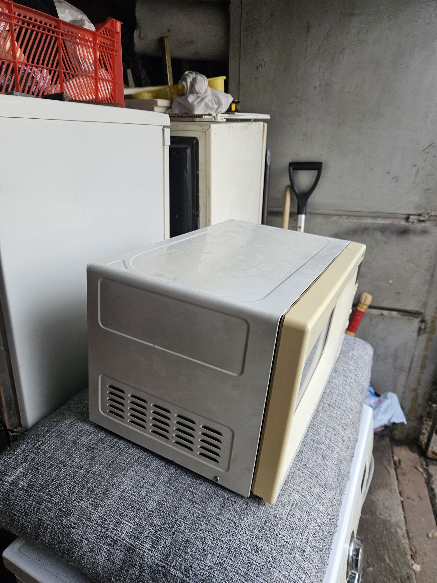 Продам микроволновку BEKO, 20000тг.