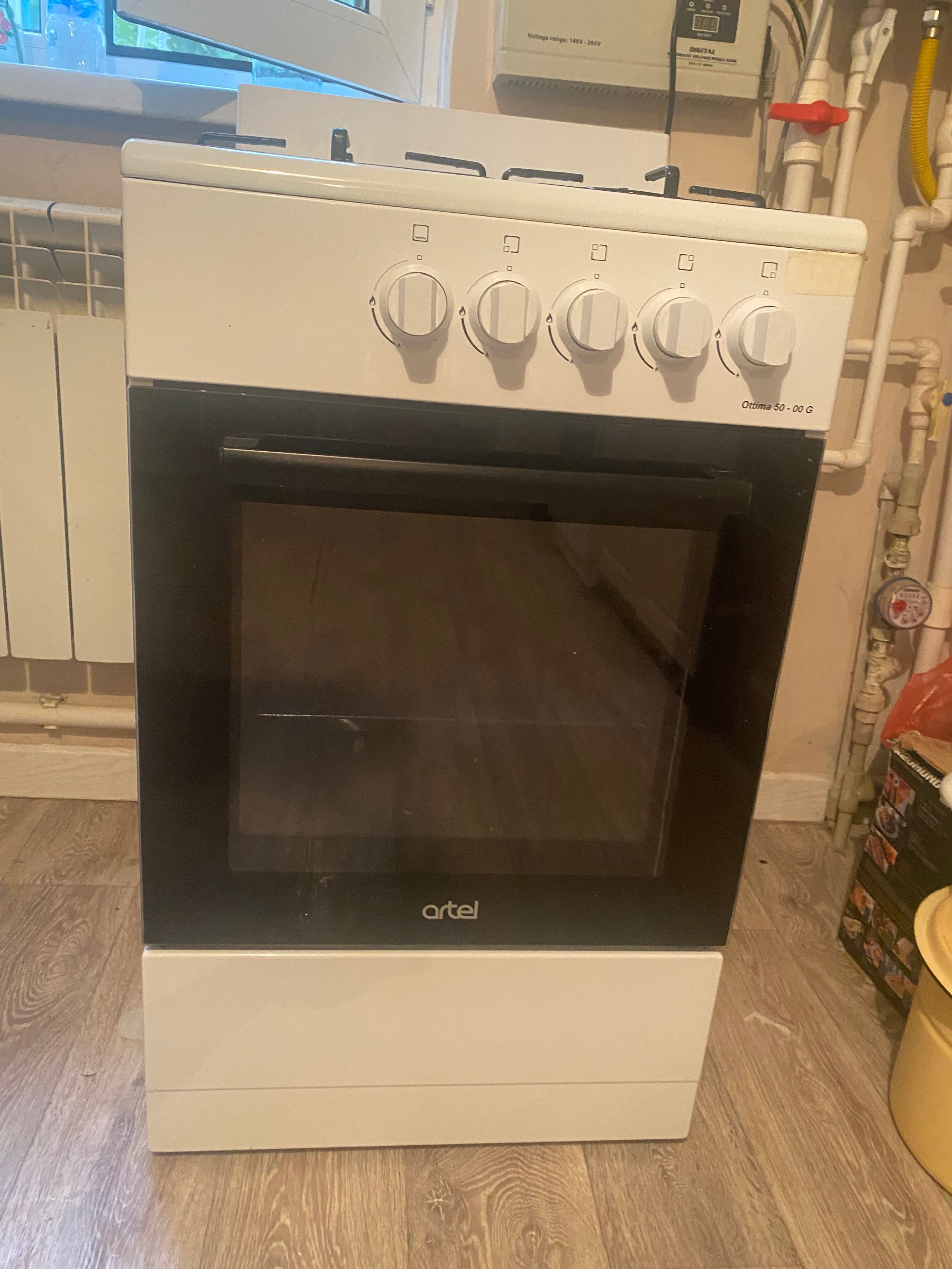 Продам газовую плиту