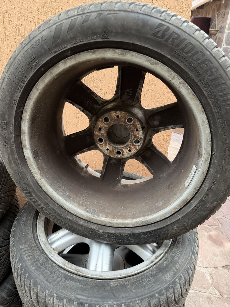 Диски с резиной 10 стиль R17 на BMW e34