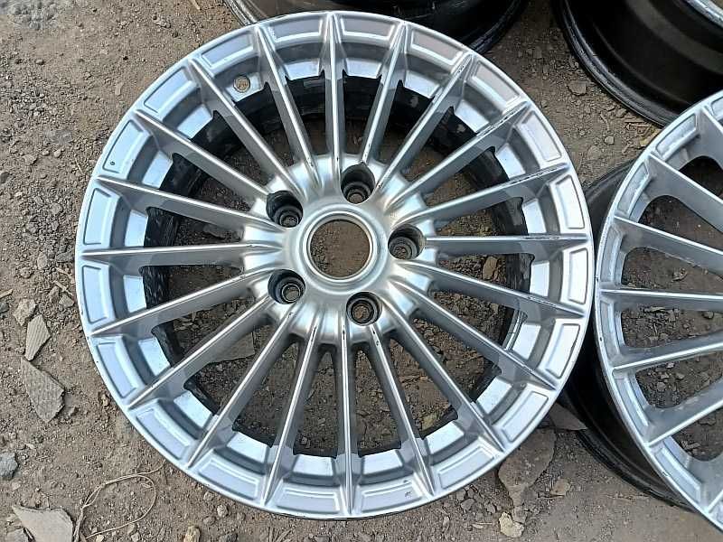 Продам оригинальные легкосплавные диски фирмы "SKAD" на Hyndai
