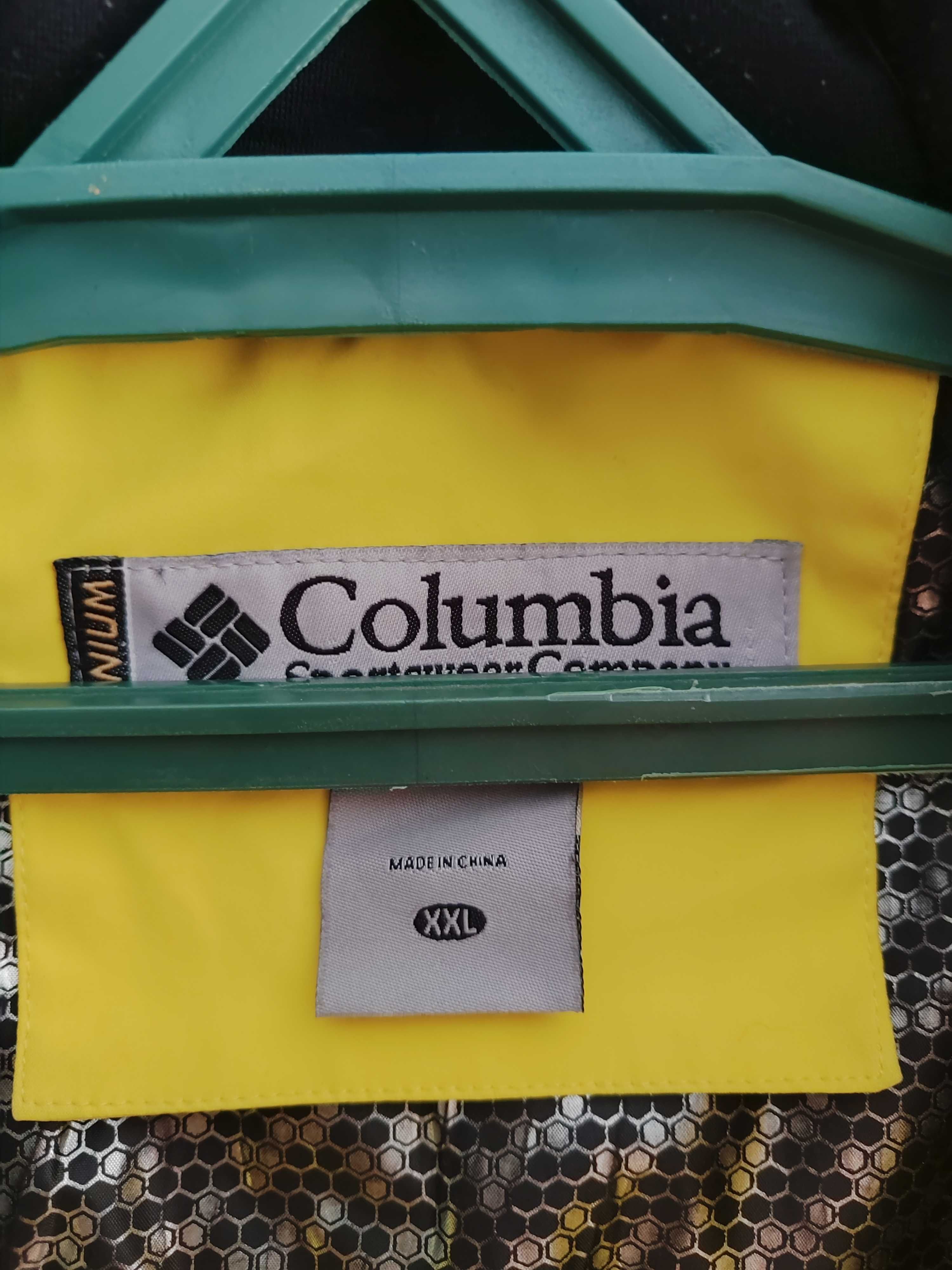 Продам женскую спортивную зимнюю куртку Columbia