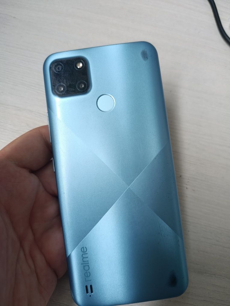 Продам Realme C21-y