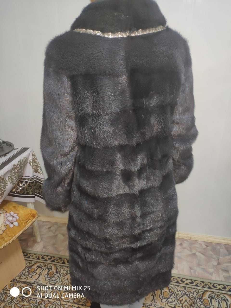 Продам шубу норковую