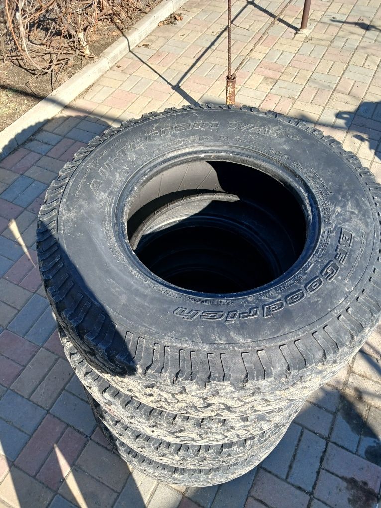 Продам грязевые балоны. LT 265 / 75 r 16