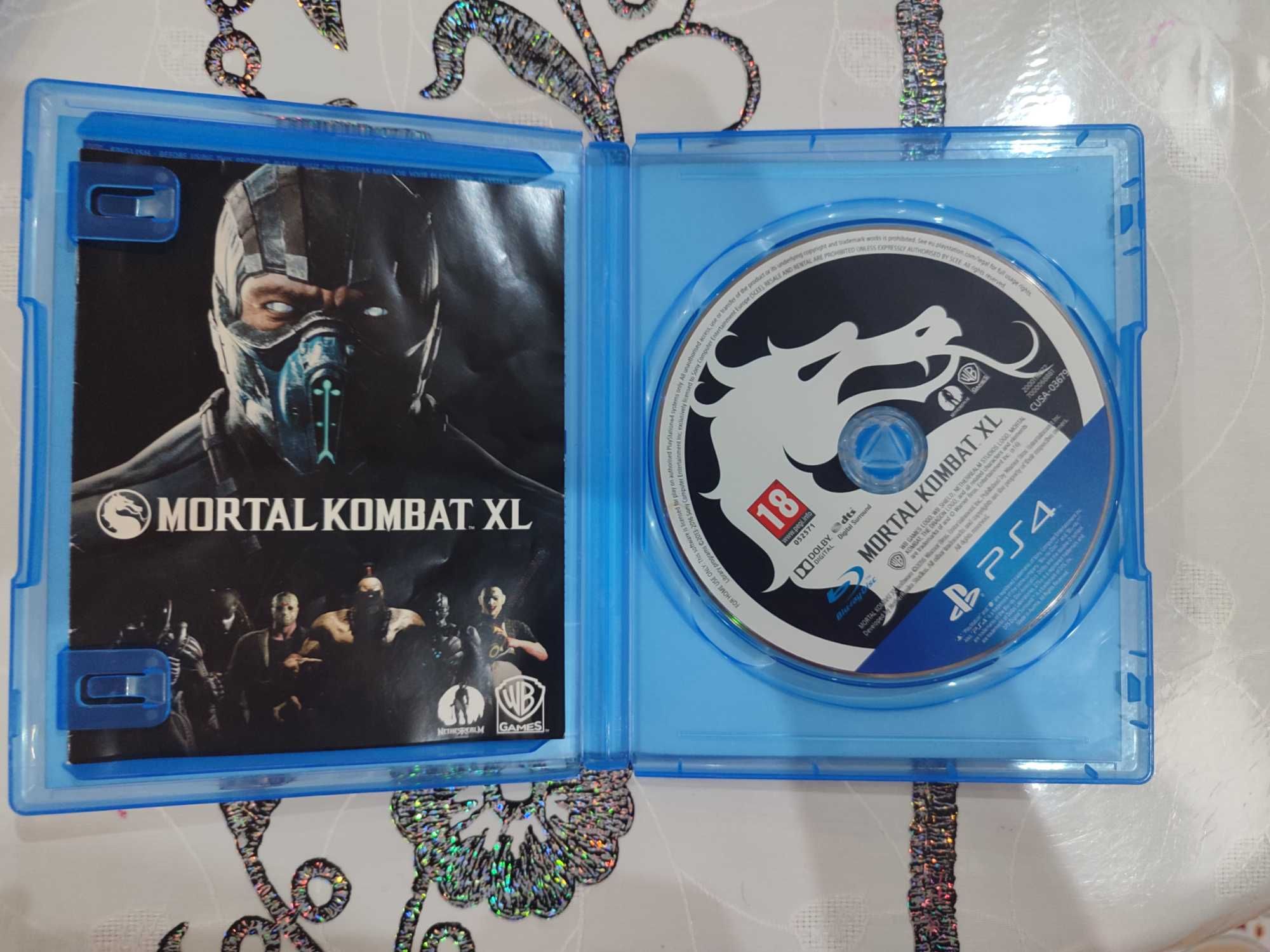 Продаются 2 диска на пс4 фифа 16 и мортал комбат xl