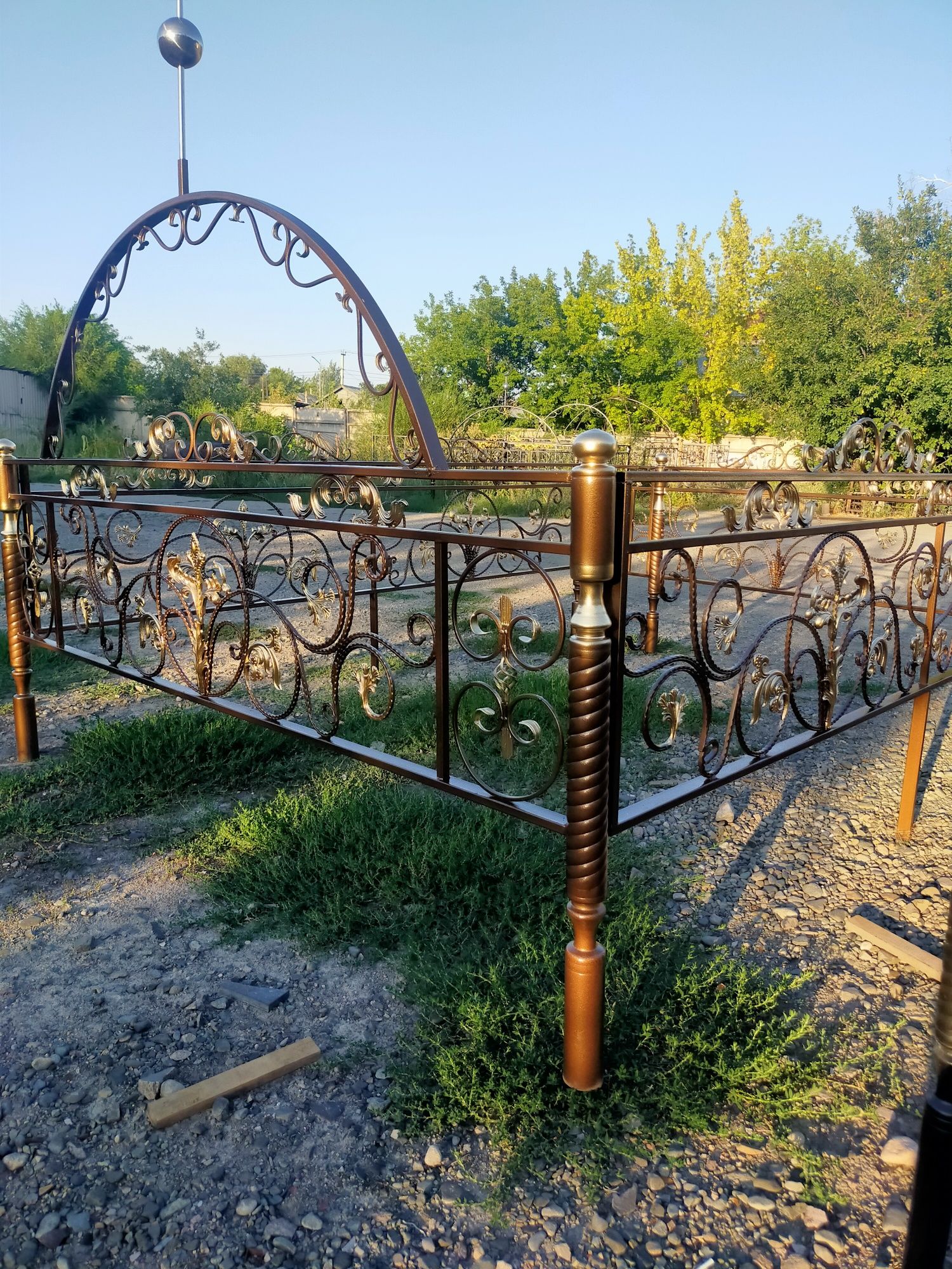 Оградки памятники