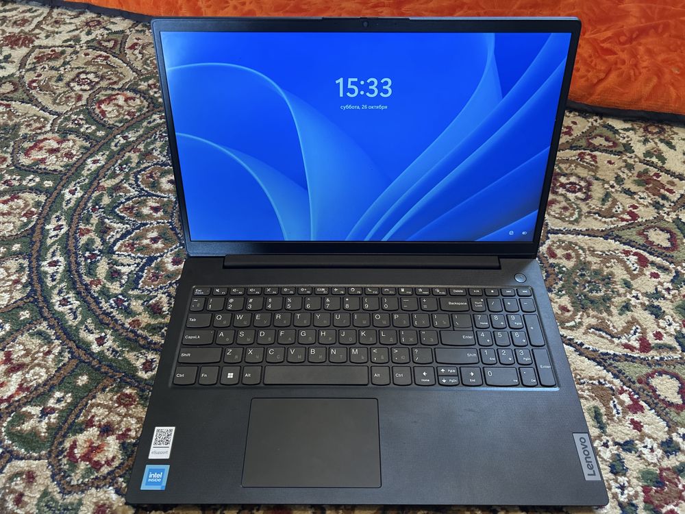 Lenovo notbuk.