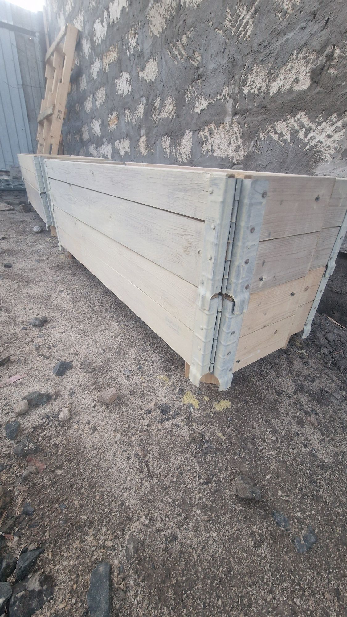 Клумба 40х40х120см 2шт 10к