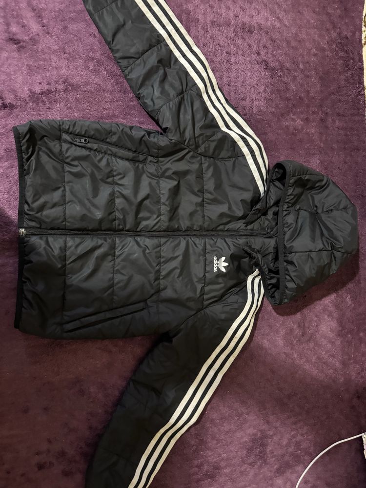 Куртка Adidas 6/7 лет