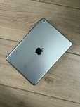 Продам iPad 5 в хорошем состоянии
