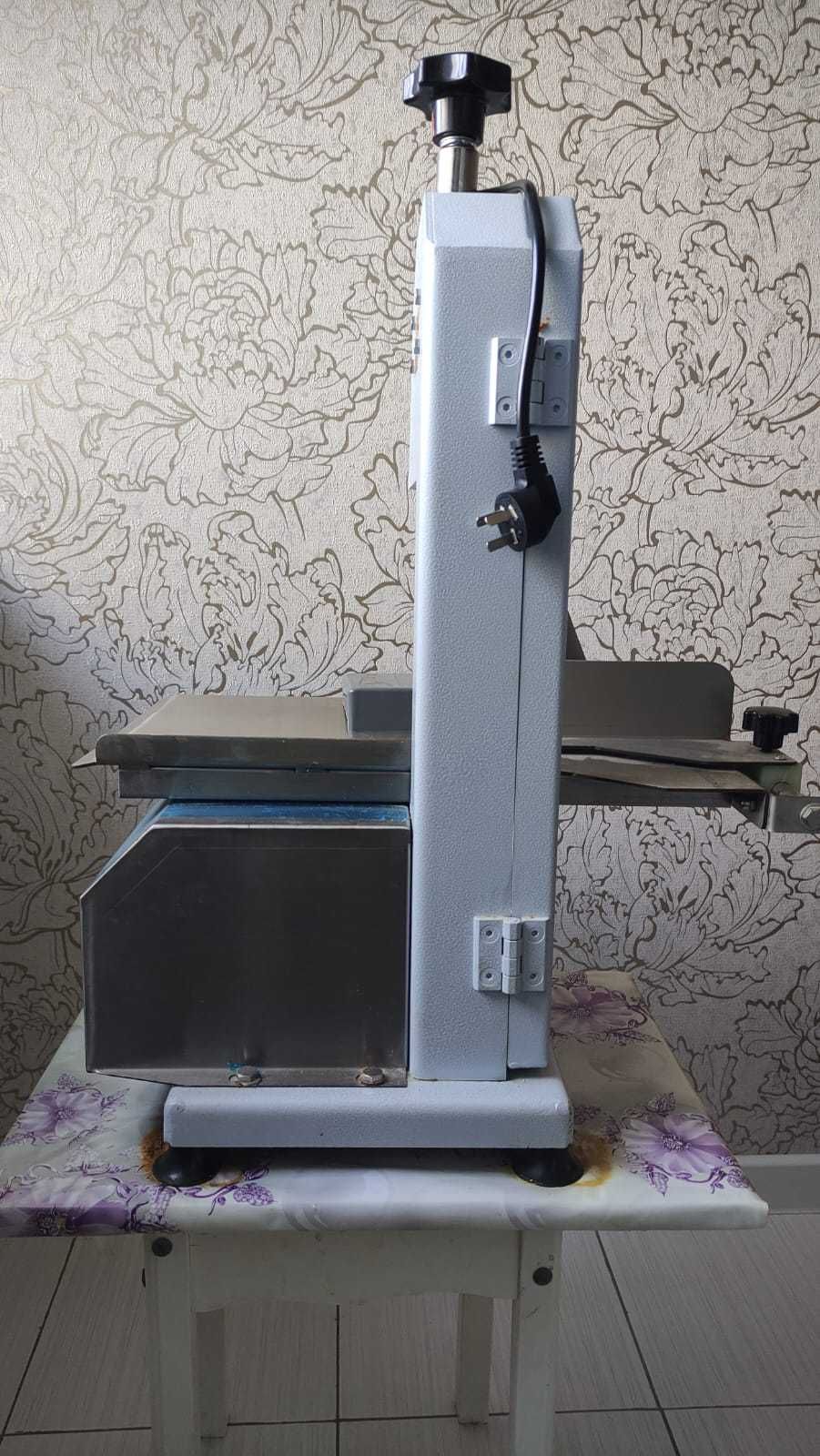 Продам ленточную пилу для резки мяса и рыбы