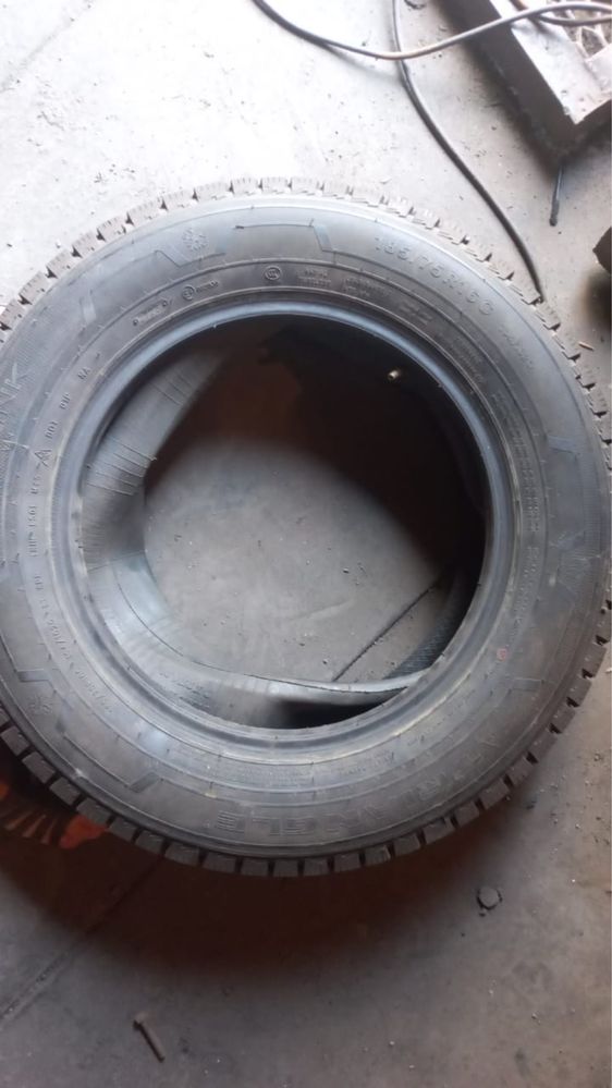 Продам шины для газели