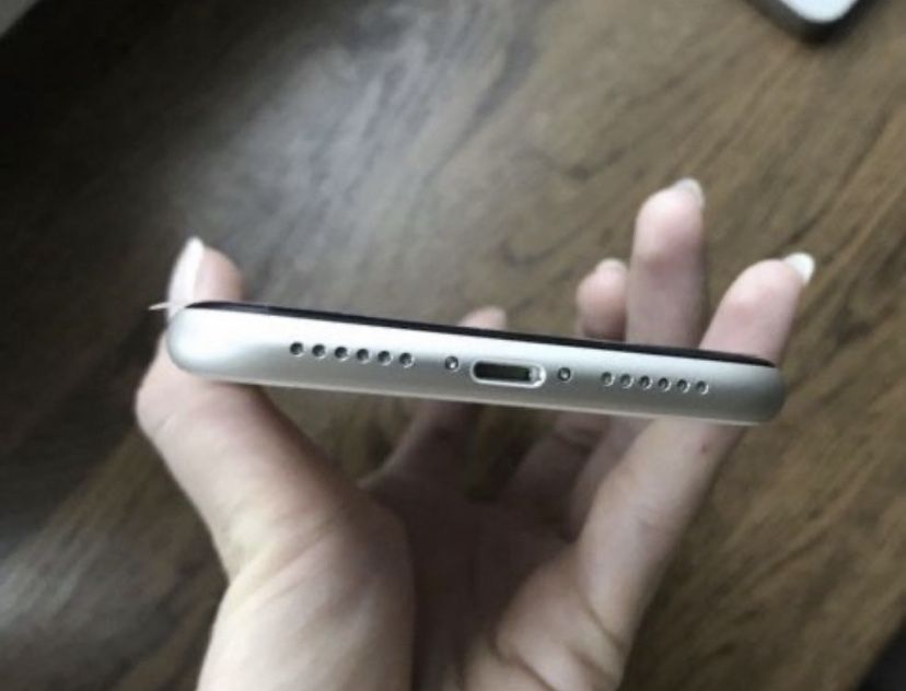 iPhone 11 iPhone 11