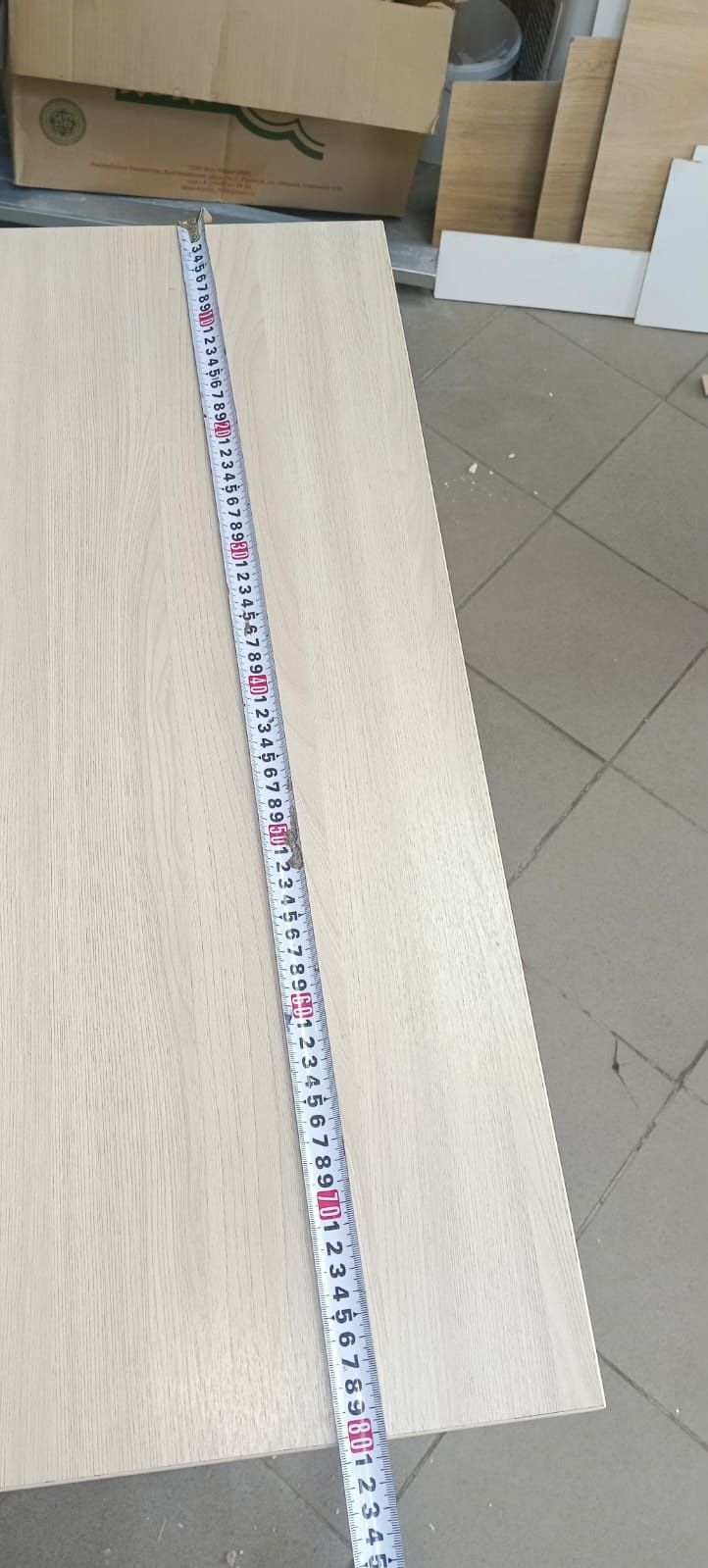 Стол новый 3 штуки в одни руки