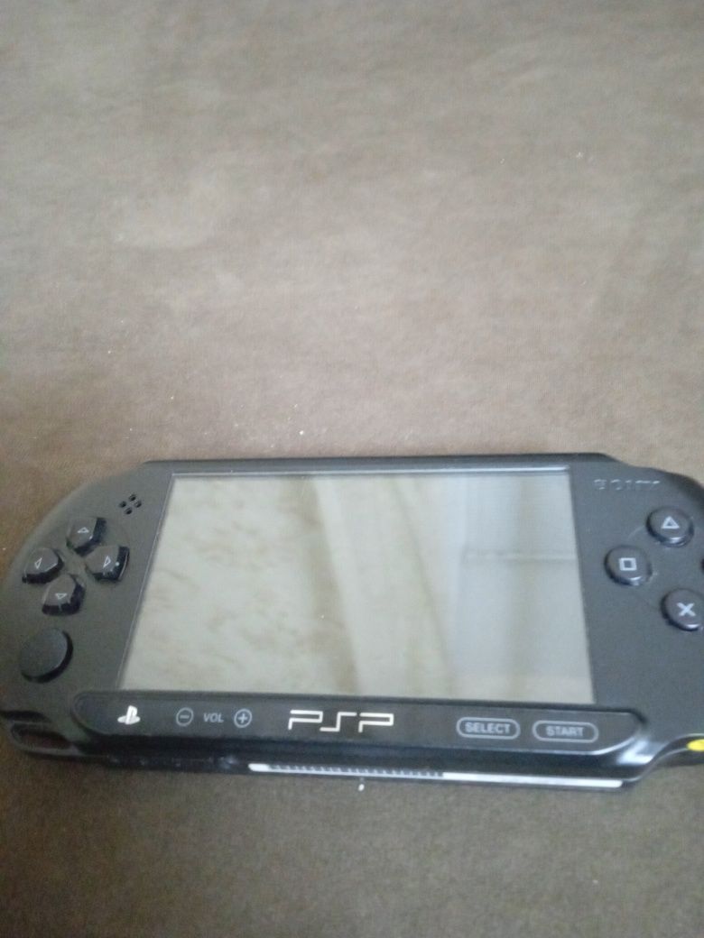 Срочно,продам.Psp-E 1008