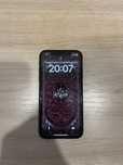 Продам Айфон XR 64 gb с гарантией