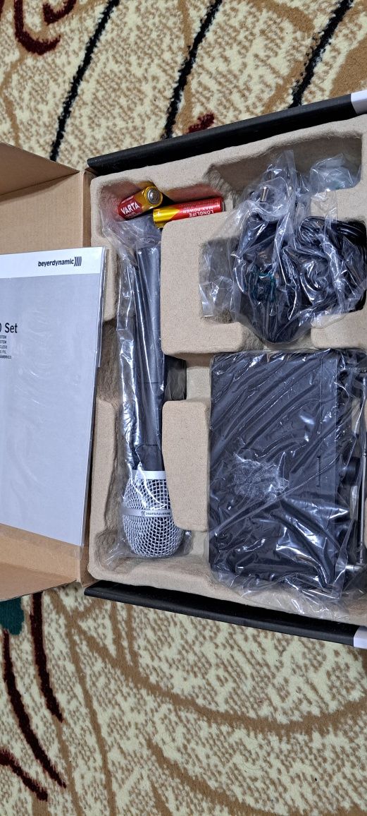 Cvr pro audio продам комплект активный пульт,микрофон