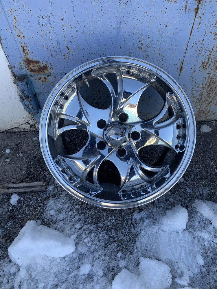 Продаю диски R18