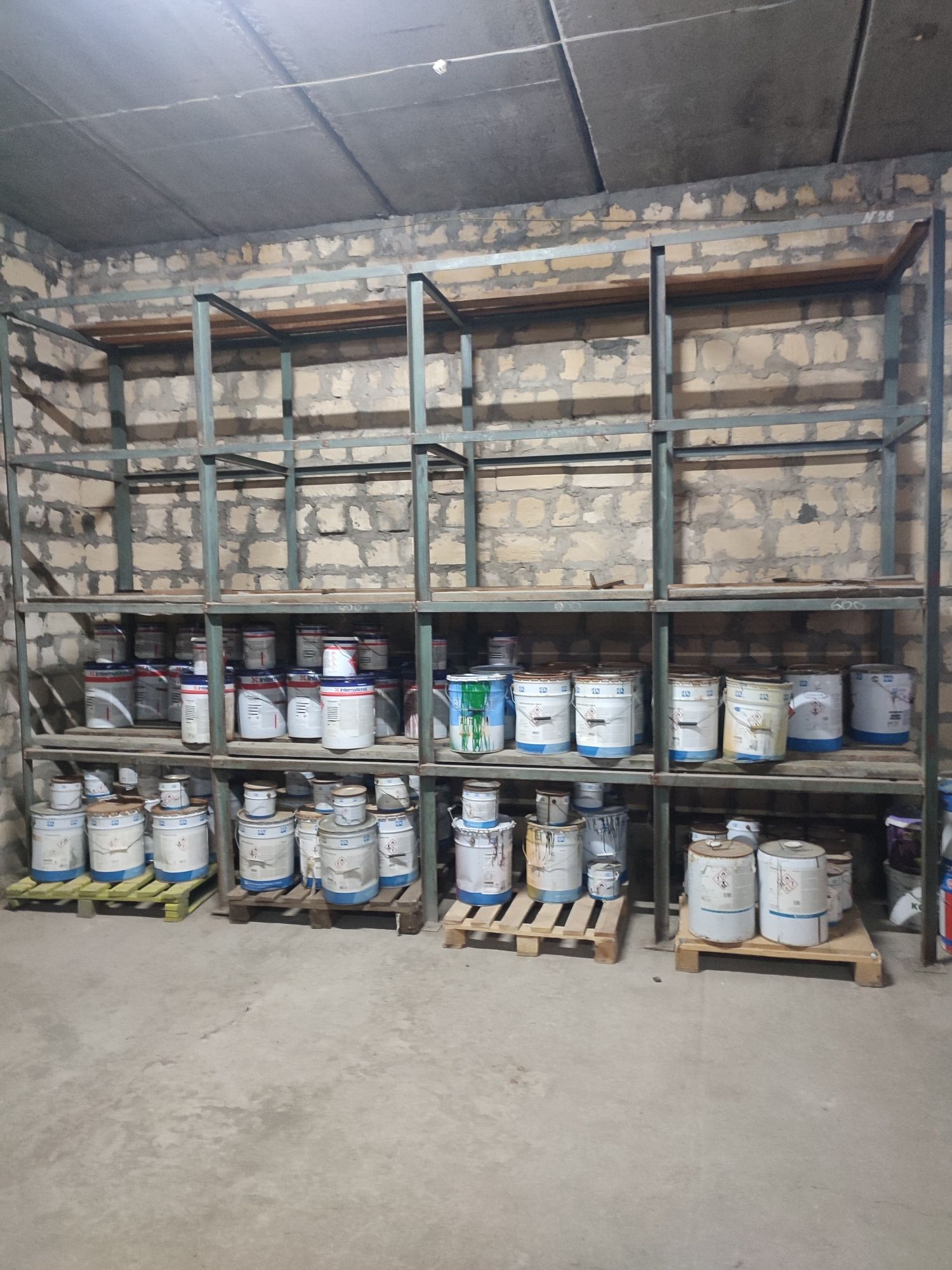 Продам металлические стеллажи