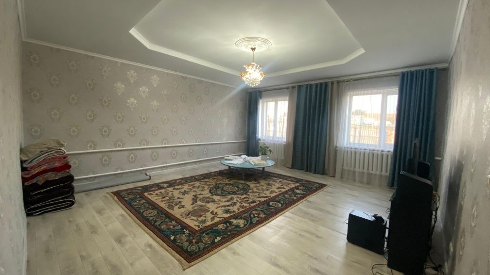 Продаётся дом (Жарык)