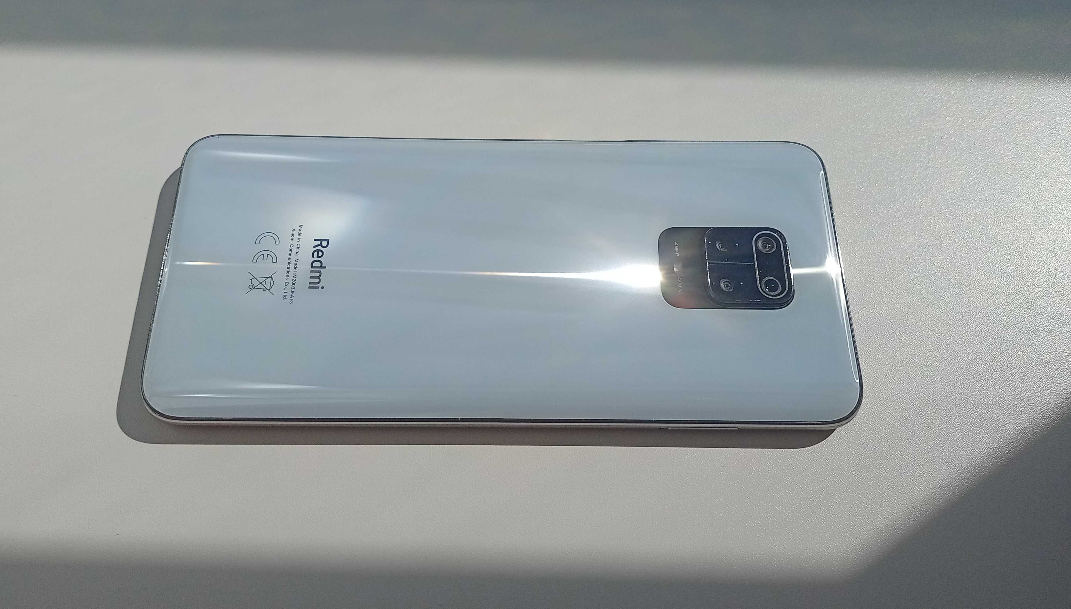 Смартфон Xiaomi Redmi Note 9S 6/128GB состояние нового