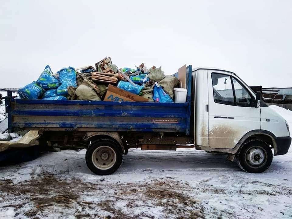 Услуги вывоз мусор  В мешках,  рассыпной есть грузчики!