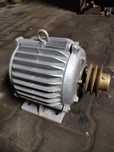 Электродвигатель 220/380 Вт. Продам.