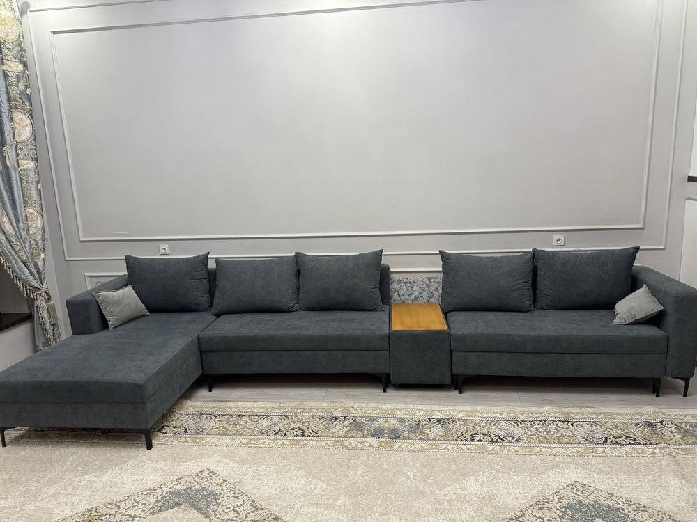 Продается новый диван 4,5м