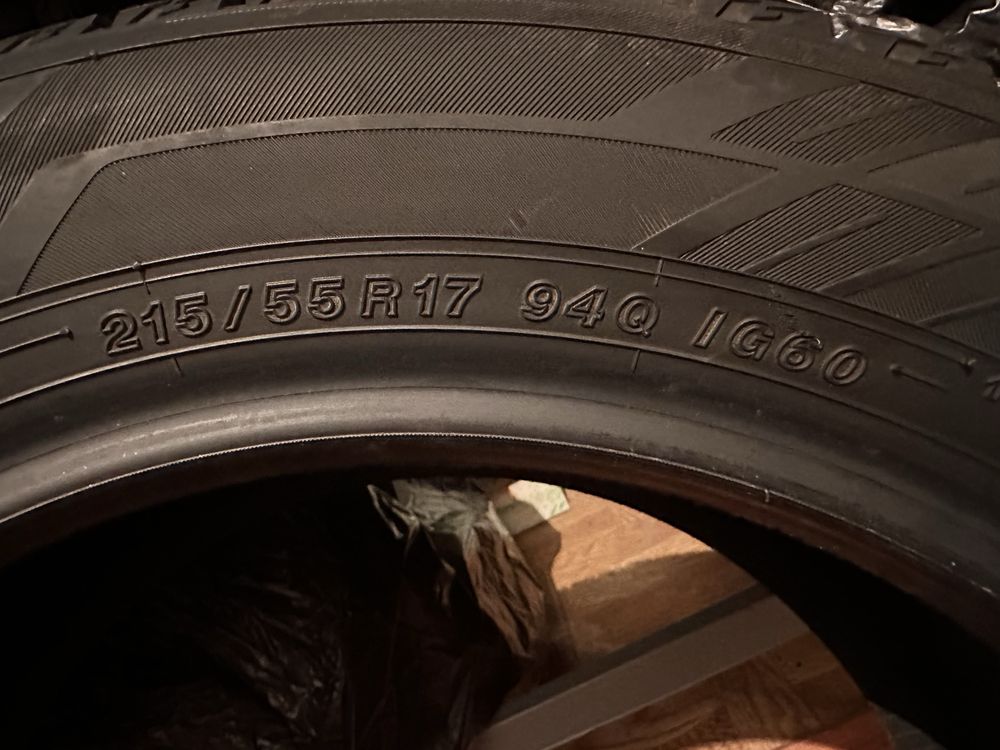 Шины Yokohama IG60 215/55 R17
